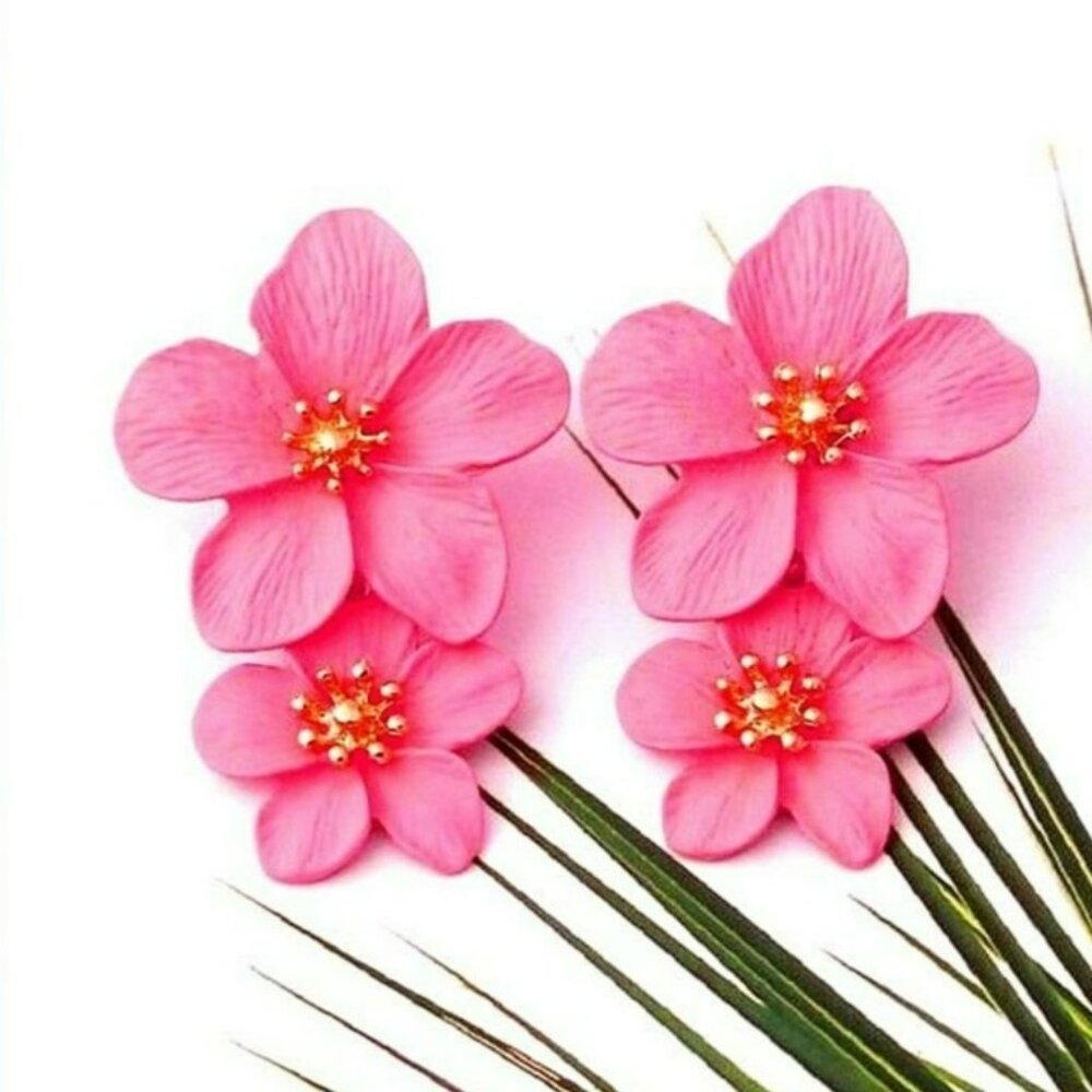 Thalia Blooms Florets Sweet Pink Tiered Flower Earrings Gift Packaged